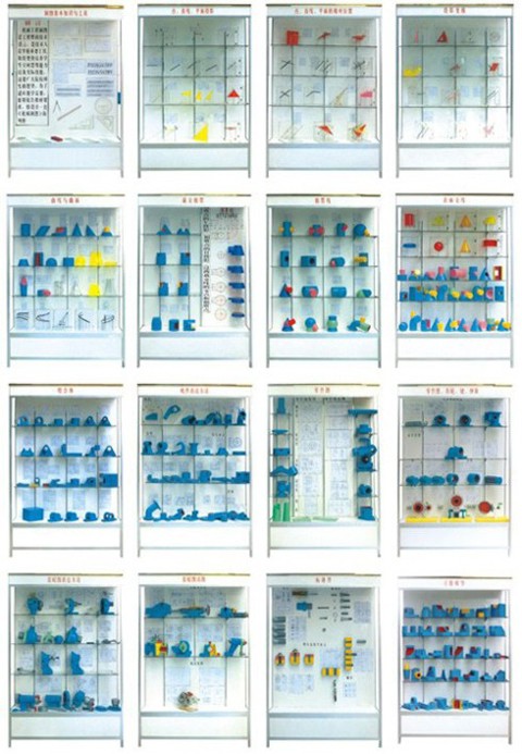 CLG-118型《機(jī)械制圖》示教陳列柜