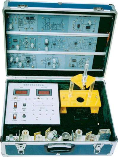 LGJZ-111B型 檢測與轉(zhuǎn)換(傳感器)技術(shù)實驗箱